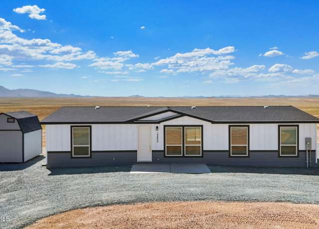 Property at 12600 N Permian Way, Prescott Valley, AZ 86315, 4 beds, 2 baths