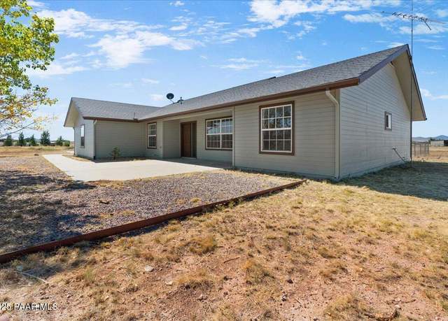 Property at 8590 E Pony Express Trl, Prescott Valley, AZ 86315, 3 beds, 3.5 baths