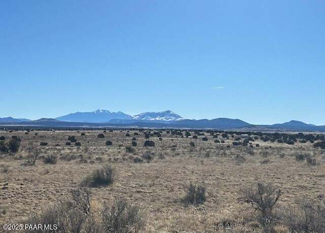 Property at 807 E Foothill Dr, Williams, AZ 86046