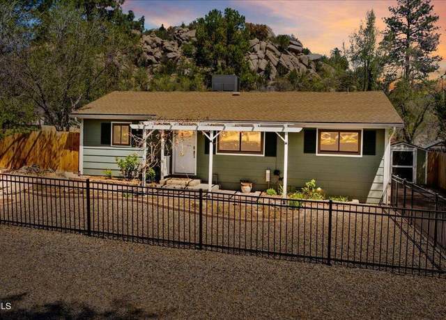 Property at 1550 Oregon Ave, Prescott, AZ 86305, 3 beds, 2 baths