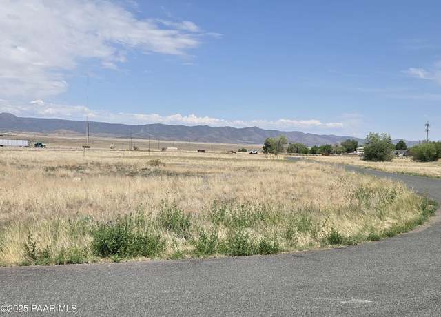 Property at 5913 N Hill Dr, Prescott Valley, AZ 86314