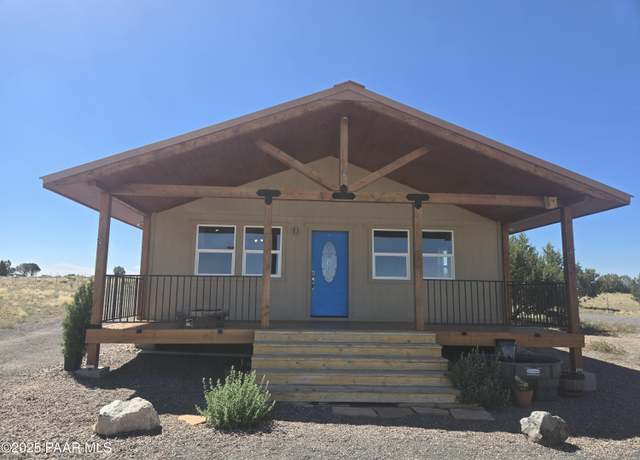 Property at 1400 Tanner, Ash Fork, AZ 86320, 2 beds, 1 bath