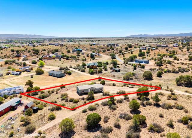 Property at 3810 W Coyote Trl, Chino Valley, AZ 86323, 3 beds, 2 baths