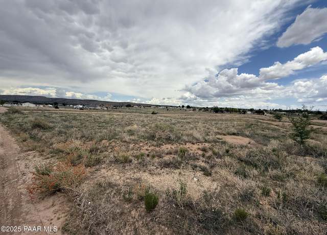 Property at 25525 N Lily Dr, Paulden, AZ 86334