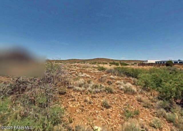 Property at 17102 E Roadrunner Rd, Mayer, AZ 86333