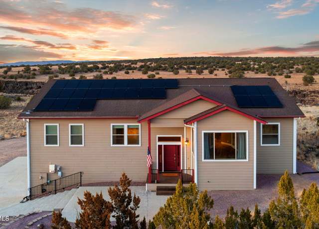 Property at 21645 N Hackamore Ln, Paulden, AZ 86334, 3 beds, 2.5 baths