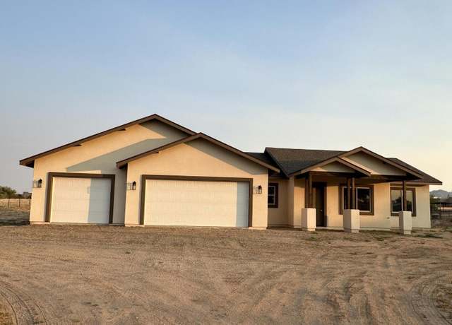 Property at 545 W Rd 1 North, Chino Valley, AZ 86323, 3 beds, 2 baths
