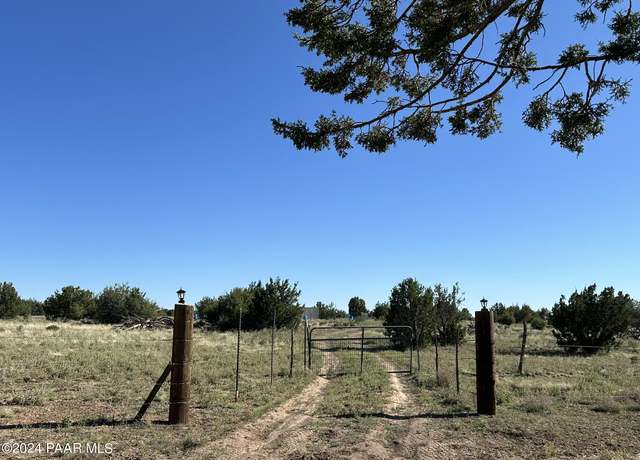 Property at 228 Flying Wrench Rd, Ash Fork, AZ 86320