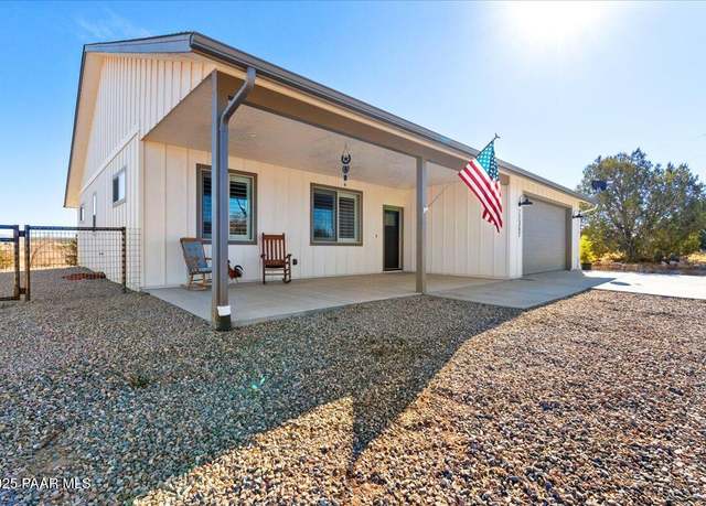 Property at 22367 N Malapai Ridge Rd, Paulden, AZ 86334, 3 beds, 2 baths