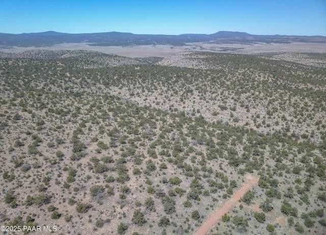 Property at 193 W Everwood Trl, Seligman, AZ 86337