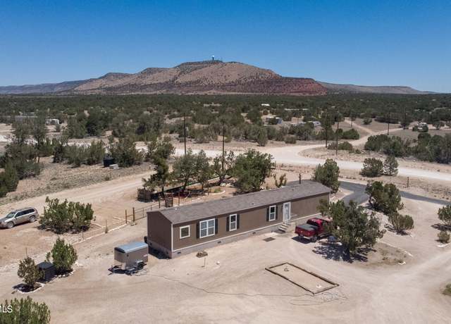 Property at 27491 San Juan Ln, Seligman, AZ 86337, 3 beds, 2 baths