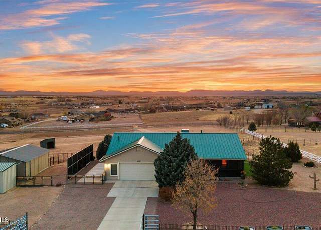 Property at 25860 N Cabernet Ln, Paulden, AZ 86334, 3 beds, 2 baths