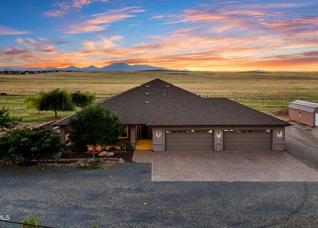Property at 7050 E Razor Way, Prescott Valley, AZ 86315, 4 beds, 3.5 baths