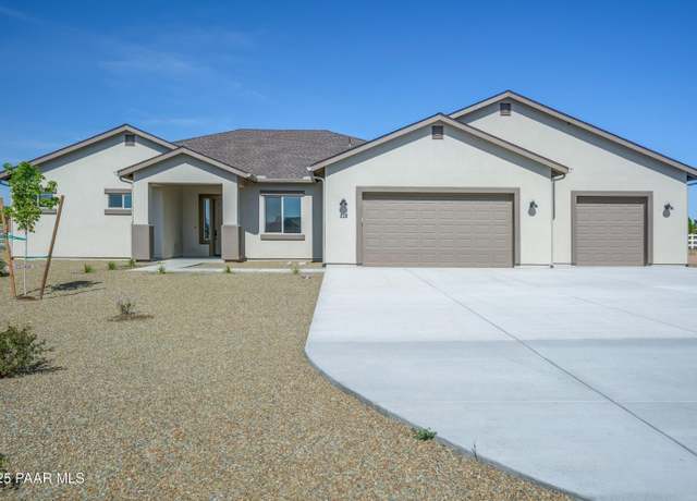 Property at 218 Brenna Dr, Chino Valley, AZ 86323, 3 beds, 2.5 baths