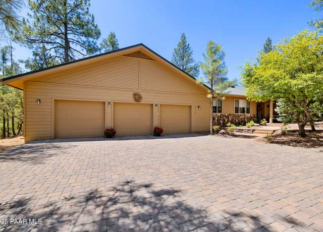 Property at 1700 W Cambridge Dr, Prescott, AZ 86305, 3 beds, 2.5 baths