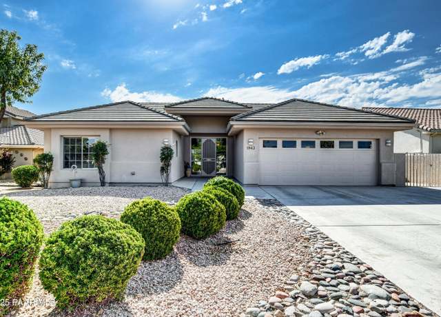 Property at 1943 Golf View Ln, Prescott, AZ 86301, 3 beds, 2 baths