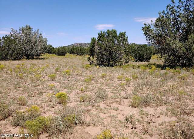 Property at 40670 W Scout Trl, Seligman, AZ 86337
