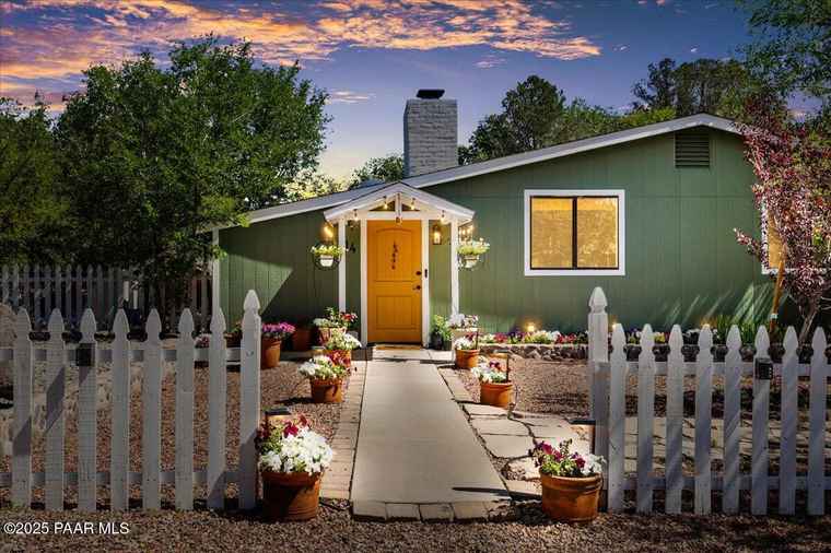 Photo of 714 Mingus Ave Prescott, AZ 86301