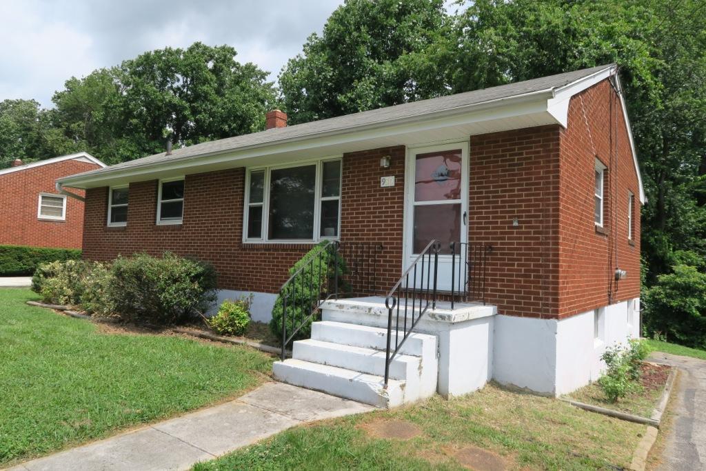 930 Red Ln, Salem, VA 24153 MLS 817043 Redfin