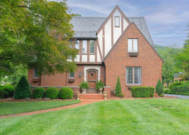 Property at 2602 Stanley Ave SE, Roanoke, VA 24014, 4 beds, 3.5 baths