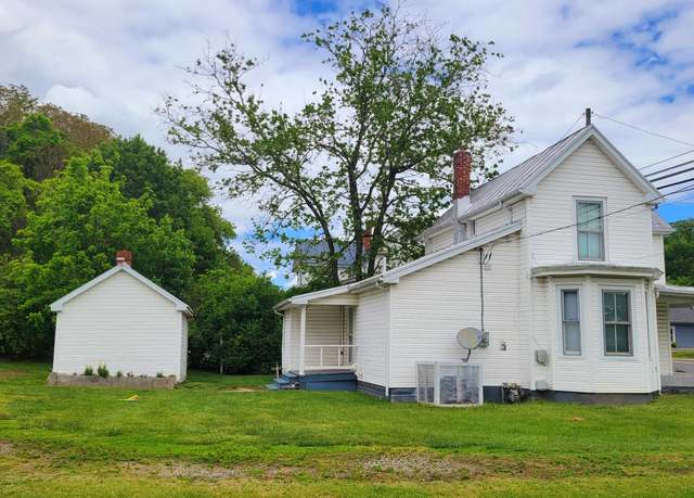 Property at 5159 Lee Hwy, Troutville, VA 24175, 3 beds, 1 bath