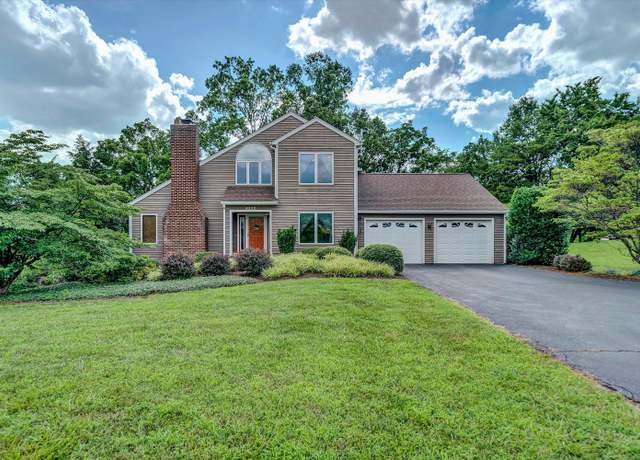 Property at 6530 Trevilian Rd, Roanoke, VA 24019, 5 beds, 4 baths