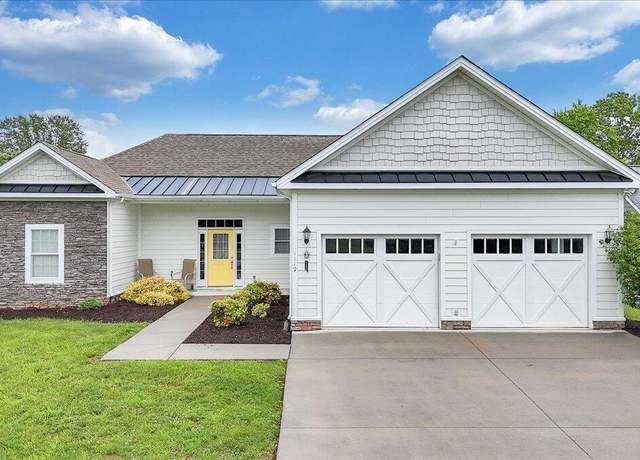 Property at 1119 Park Hall Rd, Huddleston, VA 24104, 2 beds, 2 baths