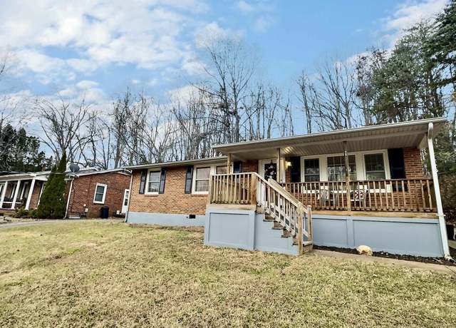 Property at 942 Banks Rd Rd, Martinsville, VA 24112, 3 beds, 2 baths