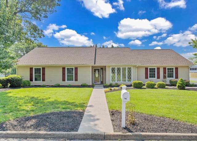 Property at 5438 Rome Dr, Roanoke, VA 24019, 3 beds, 2.5 baths