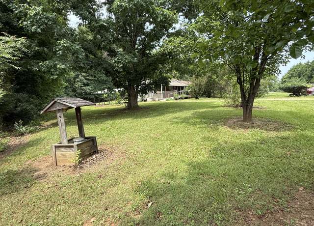 Property at 35 Meadow River Dr, Rocky Mount, VA 24151, 3 beds, 2 baths