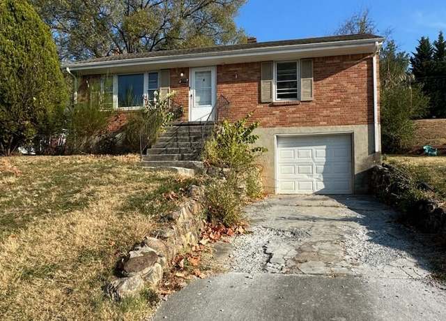 Property at 4783 Showalter Rd NW, Roanoke, VA 24017, 3 beds, 1 bath