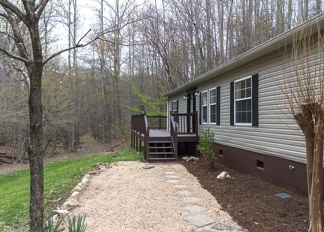 Property at 108 Trapper Ln, Vinton, VA 24179, 3 beds, 2 baths