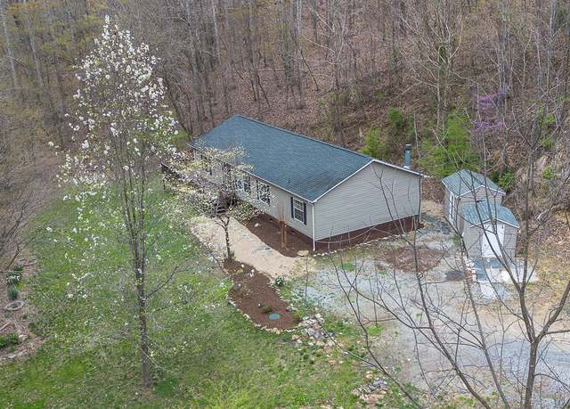Property at 108 Trapper Ln, Vinton, VA 24179, 3 beds, 2 baths