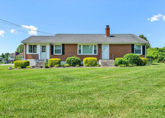 Property at 7704 Barrens Rd, Roanoke, VA 24019, 3 beds, 1 bath