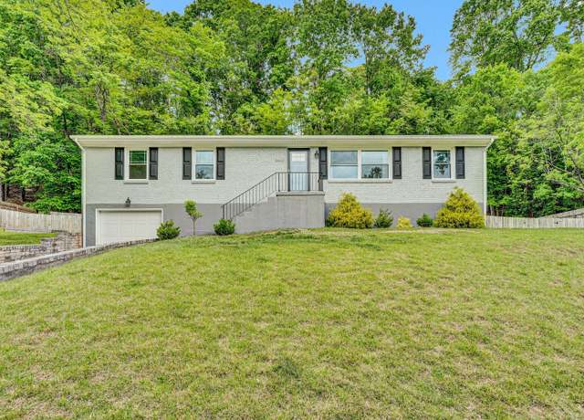 Property at 3443 Overhill Trl, Roanoke, VA 24018, 3 beds, 2.5 baths