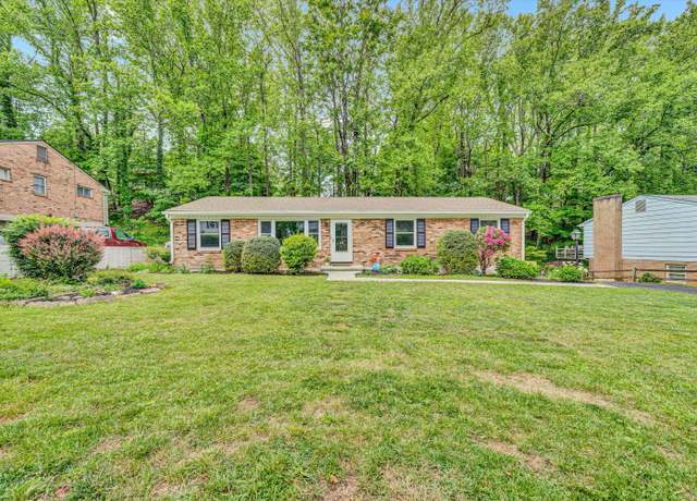 Property at 4122 Woodvale Dr, Roanoke, VA 24018, 3 beds, 2 baths