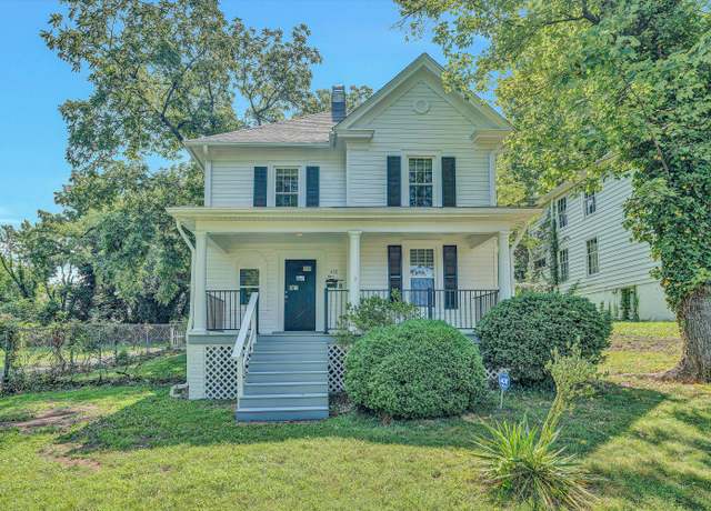 Property at 418 Chestnut St, Vinton, VA 24179, 3 beds, 1.5 baths