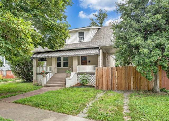 Property at 1414 Kenwood Blvd SE, Roanoke, VA 24013, 3 beds, 2 baths