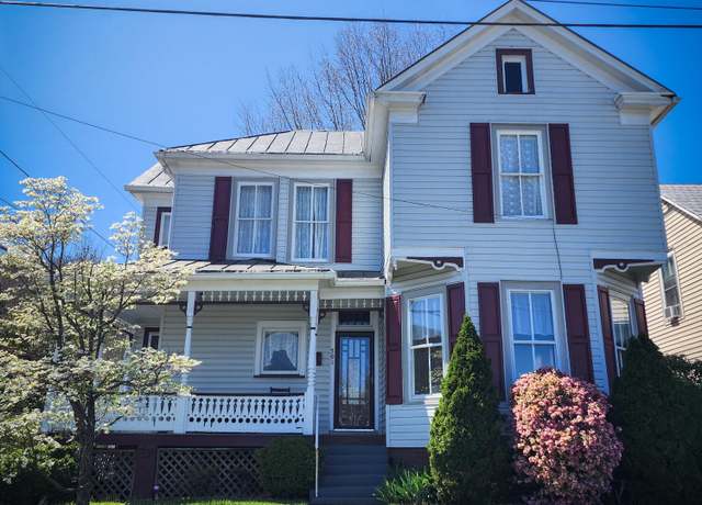 Property at 501 Brussels Ave, Clifton Forge, VA 24422, 3 beds, 2 baths