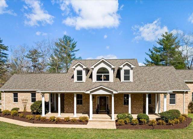 Property at 2925 New Ridge Rd, Elliston, VA 24087, 4 beds, 5 baths