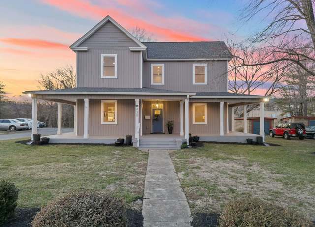 Property at 230 Diamond Ave, Rocky Mount, VA 24151, 5 beds, 3.5 baths