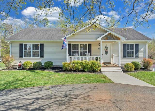 Property at 371 Leanor St, Rocky Mount, VA 24151, 3 beds, 2 baths