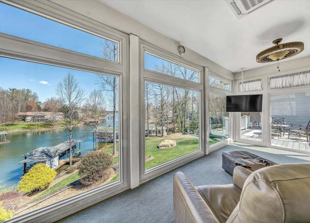 Property at 73 Windmere Trl, Moneta, VA 24121, 4 beds, 3 baths