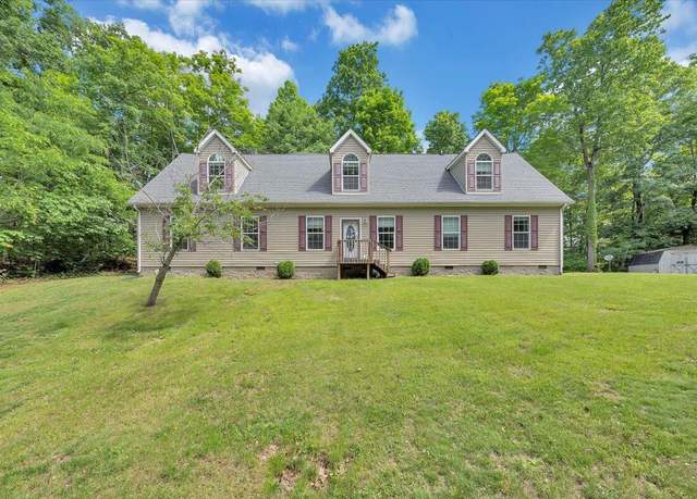 Property at 5995 Twine Hollow Rd, Salem, VA 24153, 5 beds, 3 baths