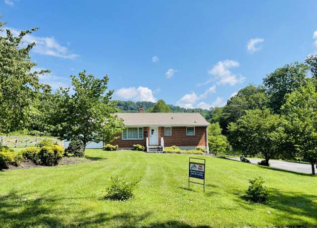 Property at 1156 Rosemont Ln, Vinton, VA 24179, 3 beds, 2 baths
