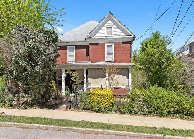 Property at 357 Albemarle Ave SW, Roanoke, VA 24016, 3 beds, 2 baths
