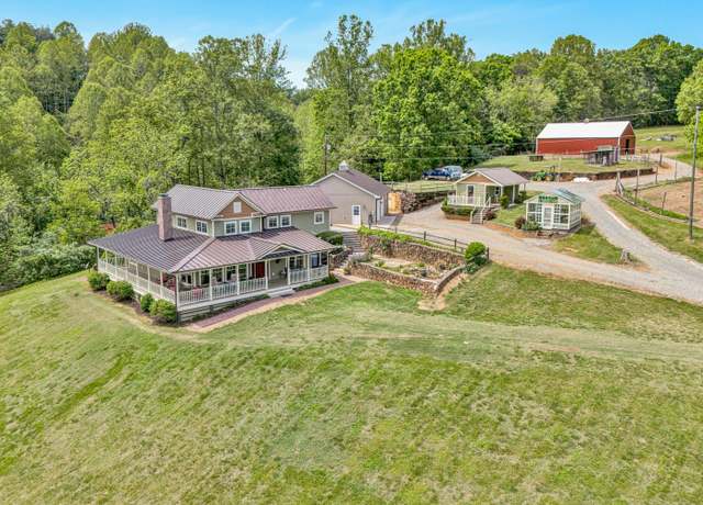 Property at 1045 Wooded Acres Dr, Hardy, VA 24101, 4 beds, 2.5 baths