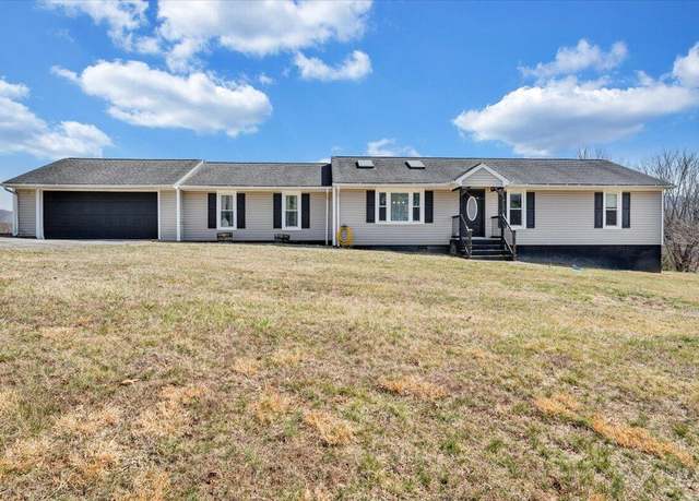 Property at 282 Lakeview Dr, Roanoke, VA 24012, 3 beds, 2 baths