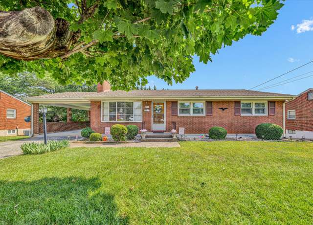 Property at 4711 Florist Rd NW, Roanoke, VA 24012, 4 beds, 2.5 baths