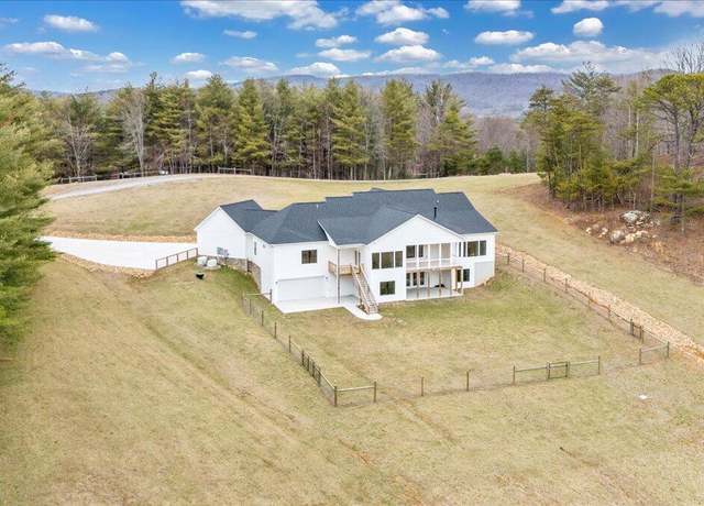 Property at 1516 Powder Mill Rd, Elk Creek, VA 24326, 4 beds, 4 baths